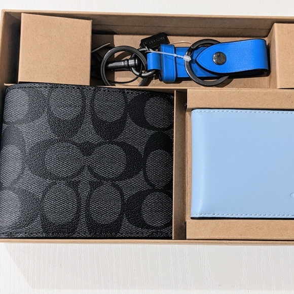 Coach Boxed 3 In 1 Wallet Gift Set In Colorblock Signature Canvas - Picture 8 of 8